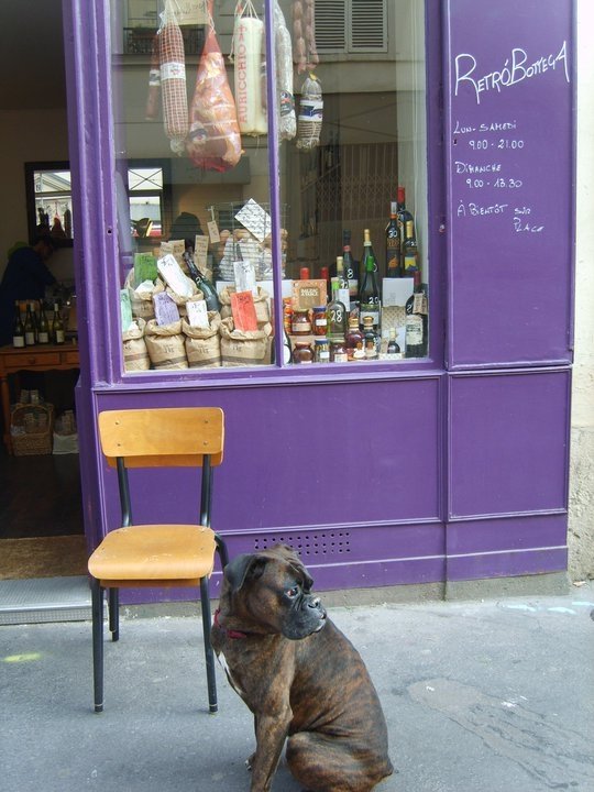 Il ristorante è a due passi dalla Bastiglia, metrò Faidherbe-Chaligny (foto dal club di facebook RetròBottega-Paris)